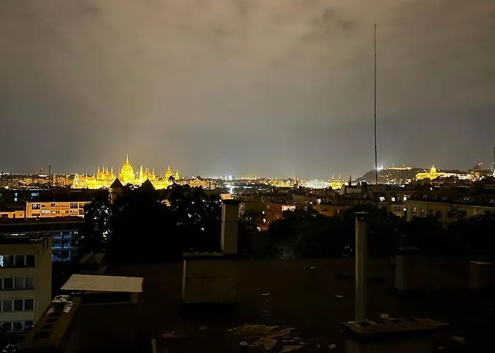 Spacious 2Br Flat In The Centre With The Best View